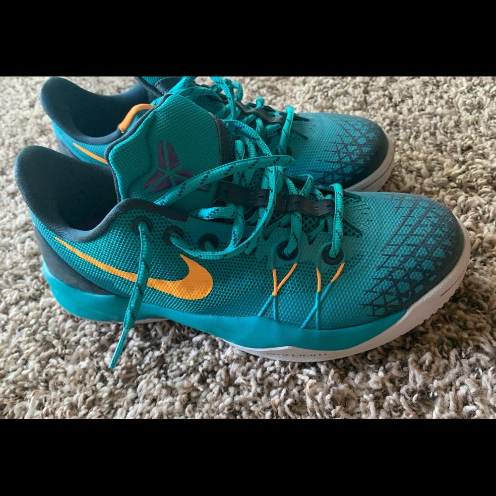 Nike Sneakers